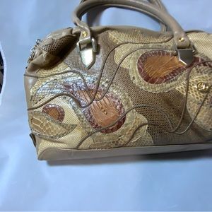 Vintage Carlos Fiori large satchel handbag. Very popular in the 80s.
